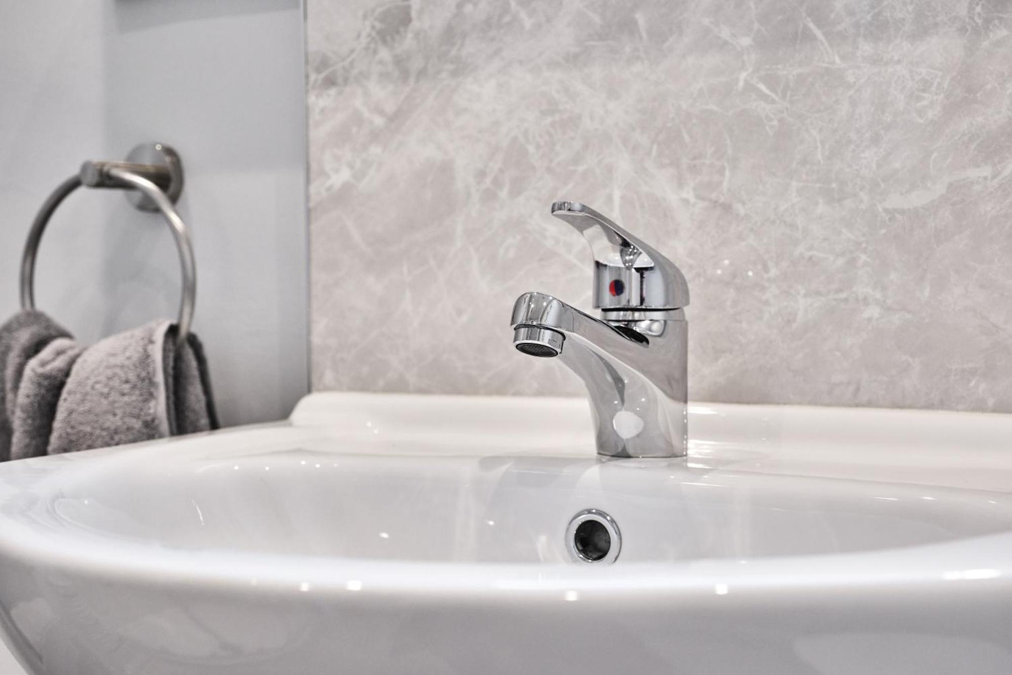 Portglenone Apartments *
